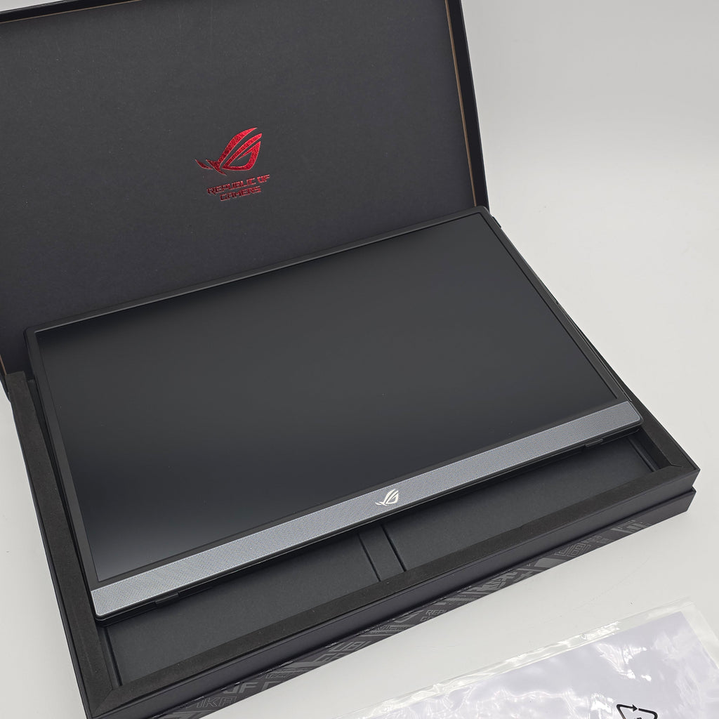 ASUS ROG STRIX XG16 Portable Gaming Monitor, 15.6" FHD XG16AHPE, 144Hz IPS