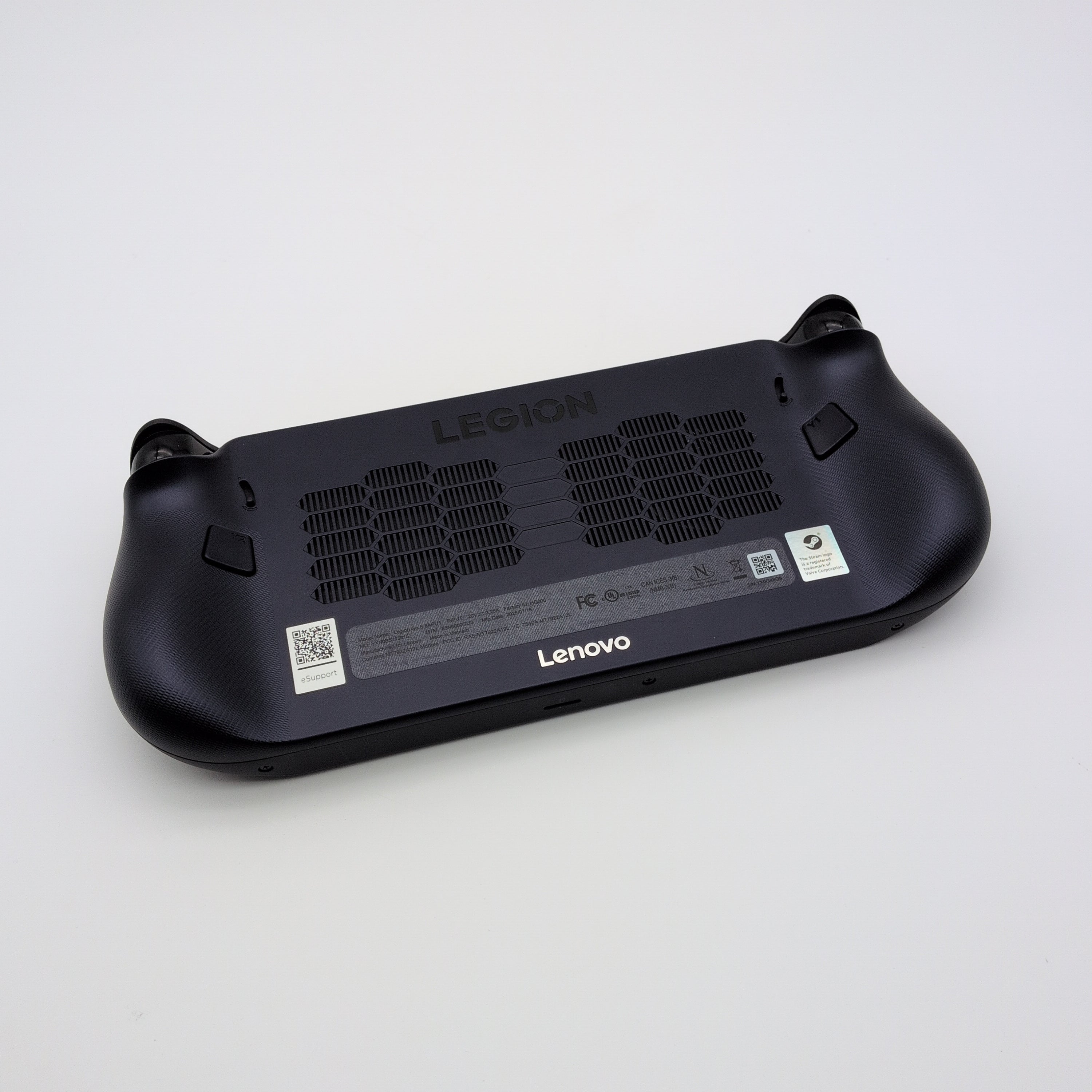 Lenovo Legion Go S 1TB, 32GB RAM, AMD Ryzen Z1 Extreme, 8" 120Hz Handheld Touchscreen Portable Gaming Console