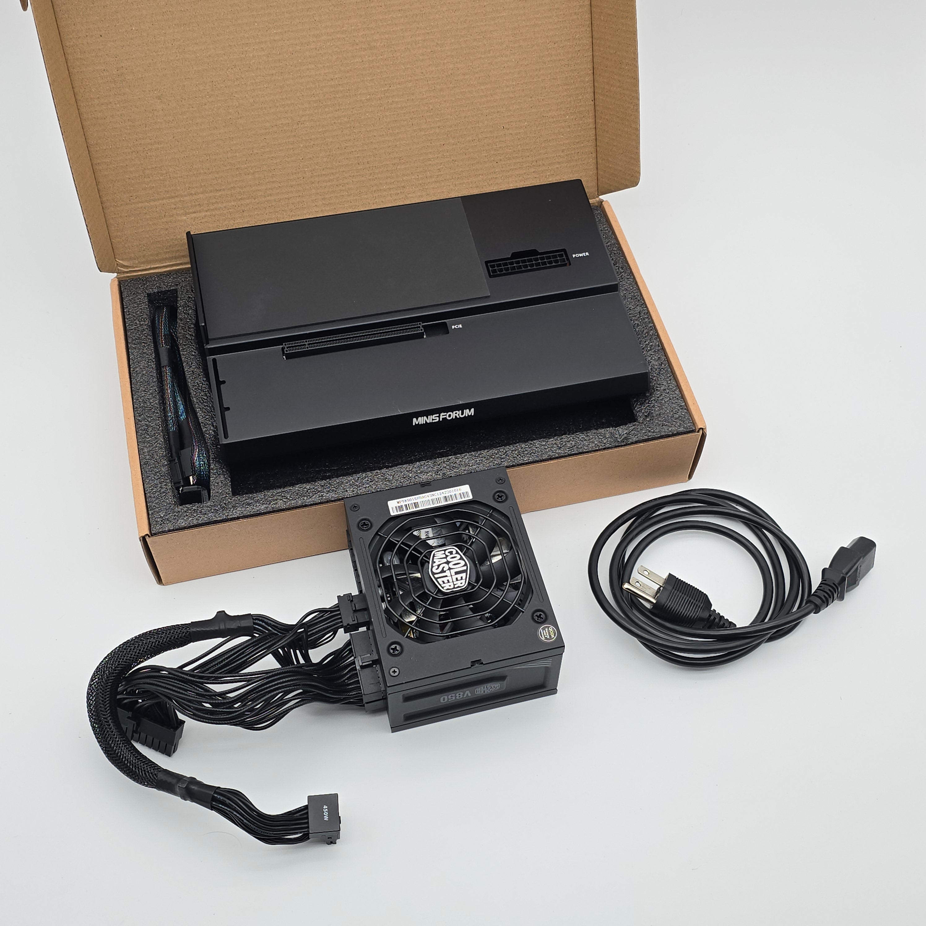 MINISFORUM DEG1 Docking Station, Oculink 4i + 850W SFX Power Supply