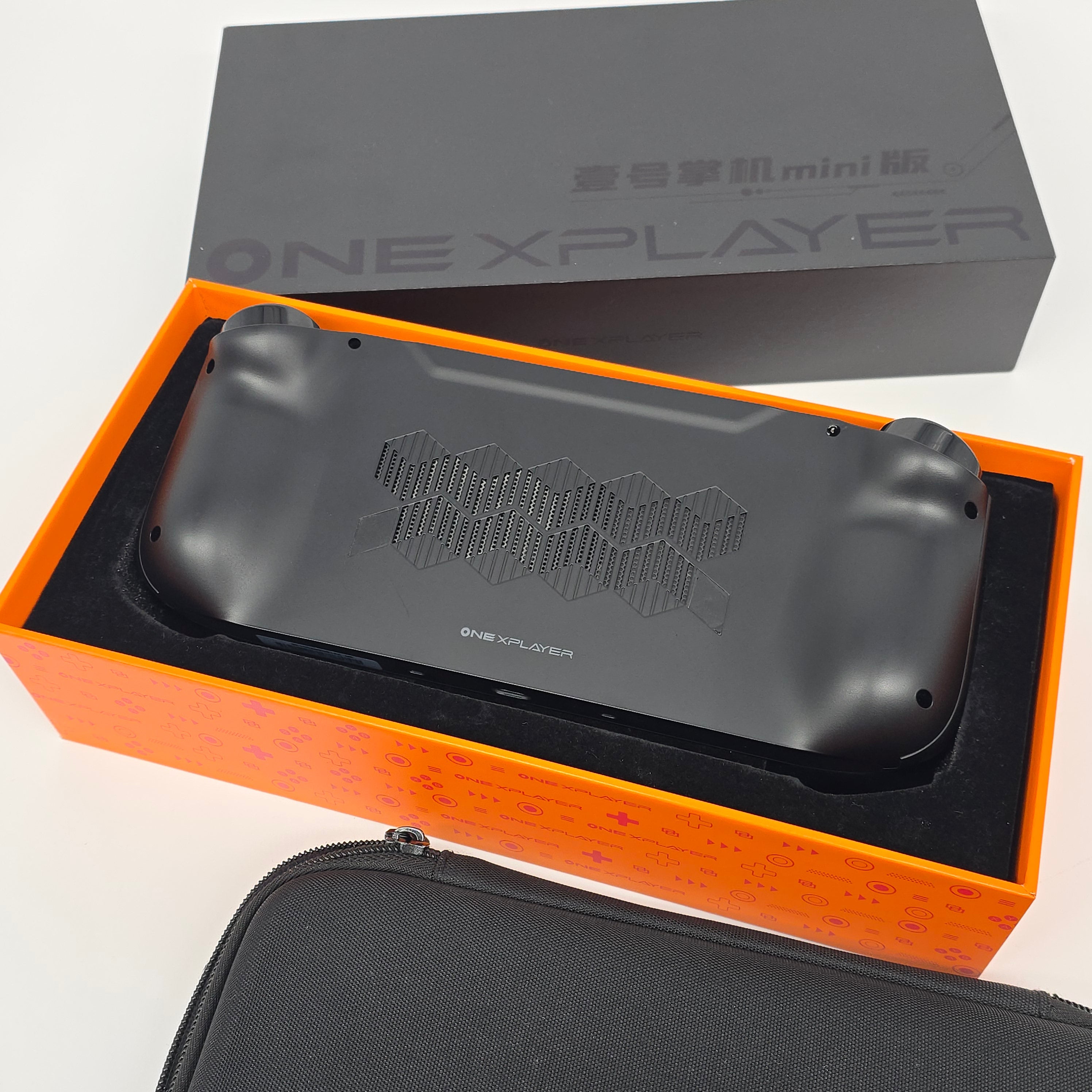 ONEXPLAYER Mini Ryzen 5800U, 16GB RAM, 1TB, Handheld Windows PC Gaming Console